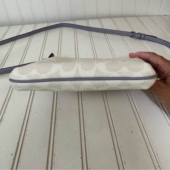 Coach‎ CF340 Crossbody Bag Signature Mini rowan File Mist Purple Silver Hardware - Picture 8 of 15